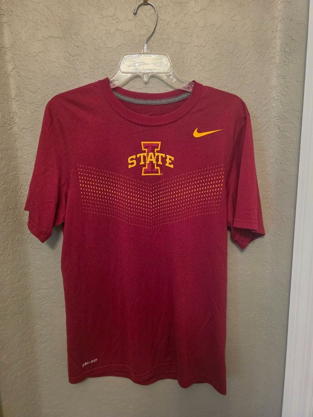 Nike Iowa State Dri Fit Short Sleeve T Shirt Mens size small